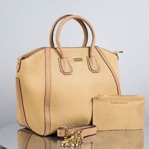 SENIA tote from Canadian designer KODA NIVOLI